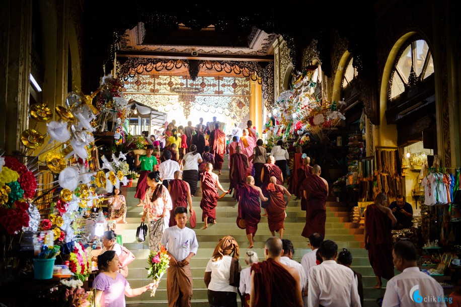 Myanmar-Splashes of Colour