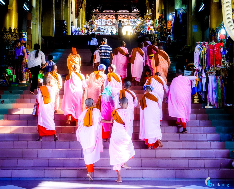 Myanmar-Splashes of Colour