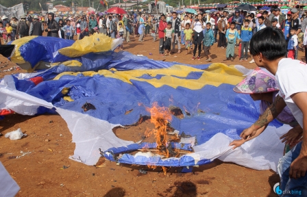 Taunggyi Balloon Festival (or Massacre)